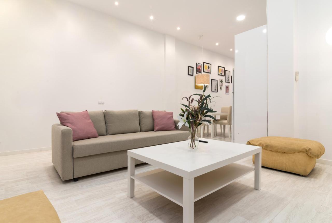 Acogedor Y Comodo Apartamento Madrid A/C Exterior photo